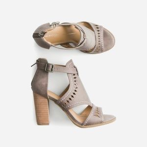 Report Footwear 
Rosalet Heel
Grey
6.5